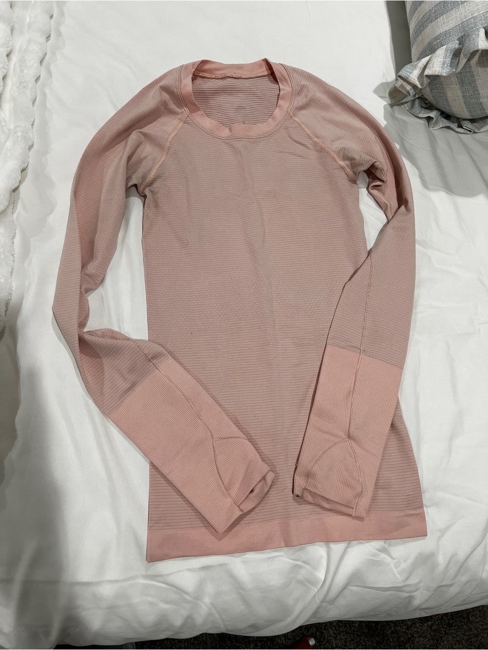 lululemon athletica Long Sleeve Seamless Top in Blush Pink